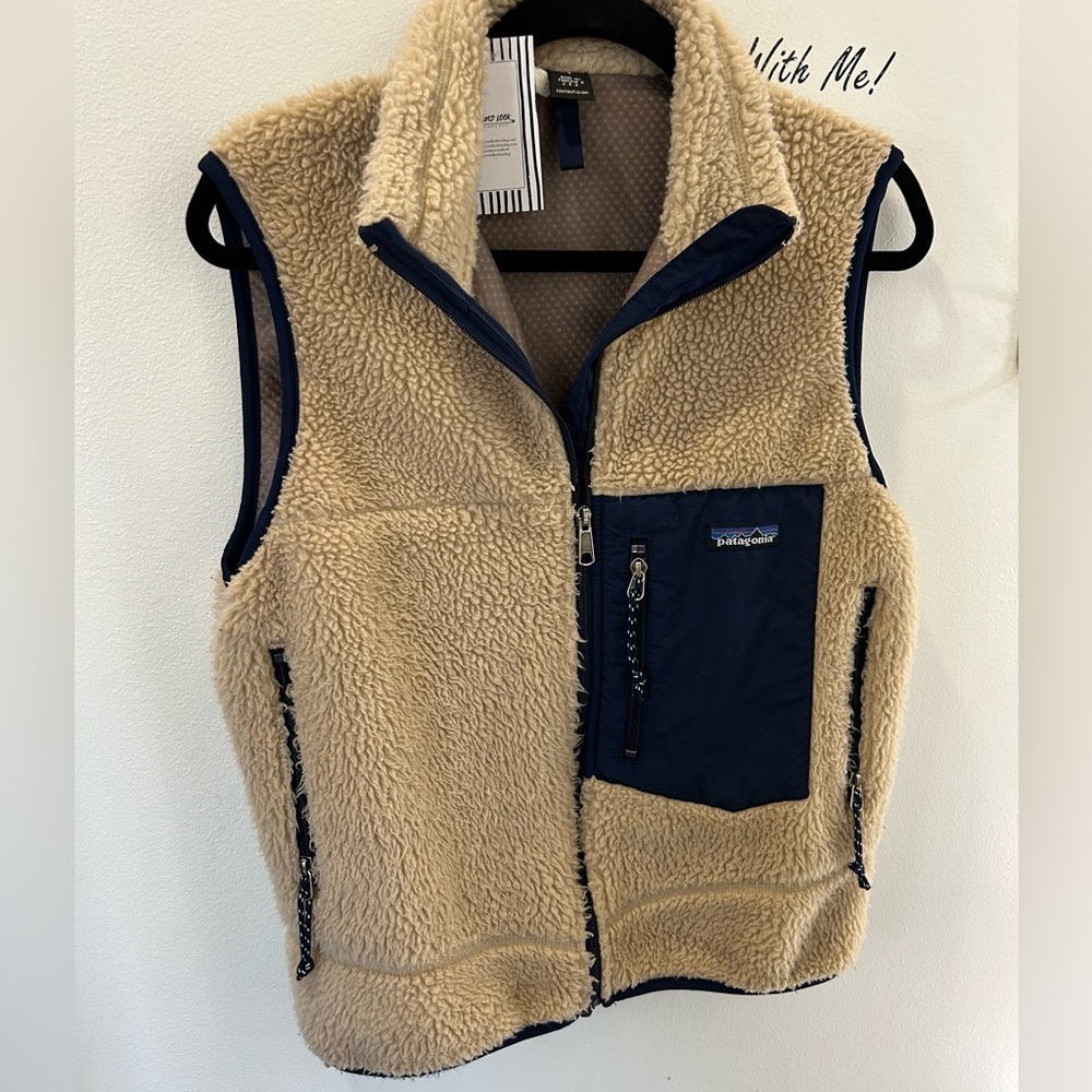 Patagonia Cozy Tan Sherpa vest size S
